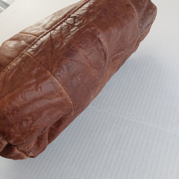 Leather Toiletry Bag - Picture 3 of 4